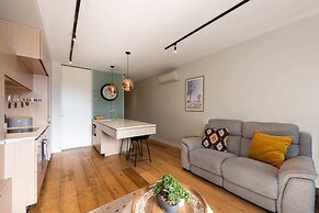 2-bed in South Melbourne w/ Beautiful City Views