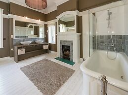 Luxury Spa Castle With Swimming Pool