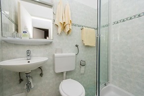 Apartments & Rooms Jokovic-double Room With Terrace and Partial Se