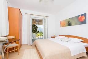 Apartments & Rooms Jokovic-double Room With Terrace and Partial Se