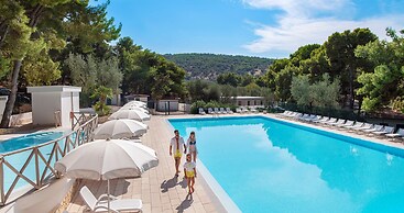 Gattarella Family Resort - Self-catering accommodations in the pinewoo