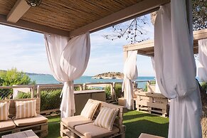 Gattarella Family Resort - Seaside Rooms and Suites with Premium Half-