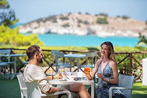 Gattarella Family Resort - Seaside Rooms and Suites with Premium Half-