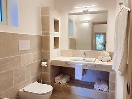 Gattarella Family Resort - Seaside Rooms and Suites with Premium Half-