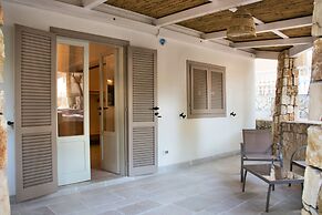 Gattarella Family Resort - Seaside Rooms and Suites with Premium Half-