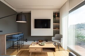 Acropolis Majestic view apartments