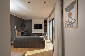 Acropolis Majestic view apartments