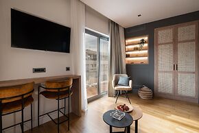 Acropolis Majestic view apartments