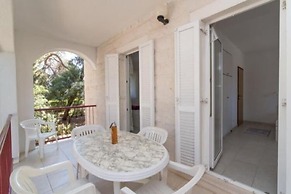 Apartments Boguvila - Two-bedroom Family Apartment With Terrace -