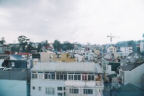 Ha Na Hotel Da Lat