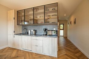 RentPlanet - Green Park Resort