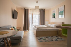 RentPlanet - Green Park Resort