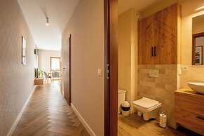 RentPlanet - Green Park Resort