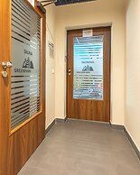 RentPlanet - Green Park Resort