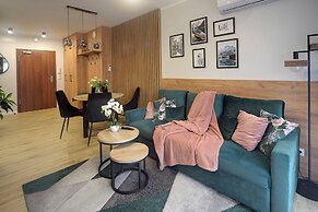 RentPlanet - Green Park Resort