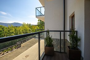 RentPlanet - Green Park Resort