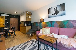 RentPlanet - Green Park Resort