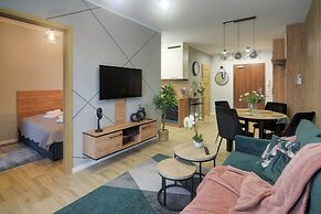 RentPlanet - Green Park Resort