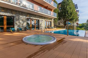 RentPlanet - Green Park Resort