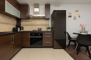 Saska Kepa Apartment by Renters