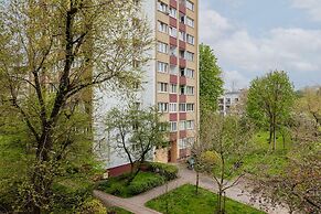 Saska Kepa Apartment by Renters