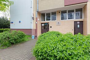 Saska Kepa Apartment by Renters