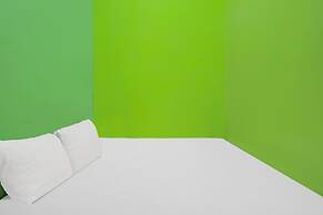 SPOT ON 92170 Penginapan Pak DheNearMall Nagoya Hill