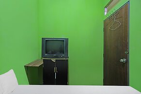 SPOT ON 92170 Penginapan Pak DheNearMall Nagoya Hill