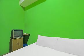 SPOT ON 92170 Penginapan Pak DheNearMall Nagoya Hill