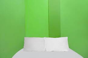 SPOT ON 92170 Penginapan Pak DheNearMall Nagoya Hill