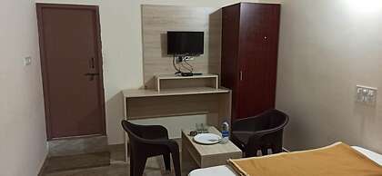 iROOMZ Suchira Lodge