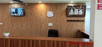 iROOMZ Suchira Lodge