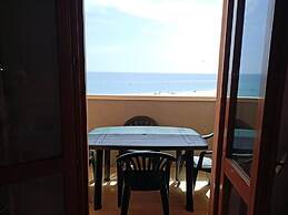 Seafront Apartment for Rent 6 Sleeps Skyscraper