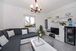 Apartment Villa DD - Four Bedroom Apartment With Terrace Sea View