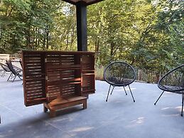 Chalet in the Woods With Jacuzzi and Sauna