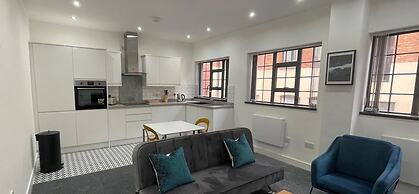 Boutique Luxury Townhouse 3 Floors Designer Home