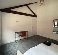 Boutique Luxury Townhouse 3 Floors Designer Home