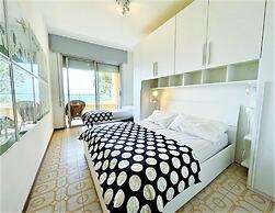 Belvilla by OYO Chimere 1/16