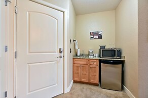 Unit 433b Efficiency 1bd/ 1 Ba Condo Condo