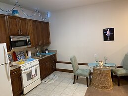 Beach Side Hideaway 1 Bedroom Condo by RedAwning