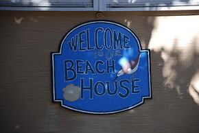 Beach Side Hideaway 1 Bedroom Condo by RedAwning