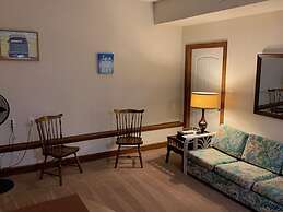 Beach Side Hideaway 1 Bedroom Condo by RedAwning