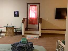 Beach Side Hideaway 1 Bedroom Condo by RedAwning