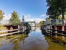 Beautiful Holiday Home With Private Terrace