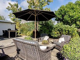 Beautiful Holiday Home With Private Terrace