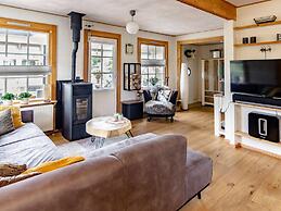 Beautiful Holiday Home With Private Terrace