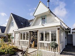 Beautiful Holiday Home With Private Terrace