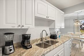 9b Seascape 2 Bedroom Villa by RedAwning