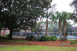 9b Seascape 2 Bedroom Villa by RedAwning