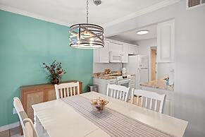 9b Seascape 2 Bedroom Villa by RedAwning